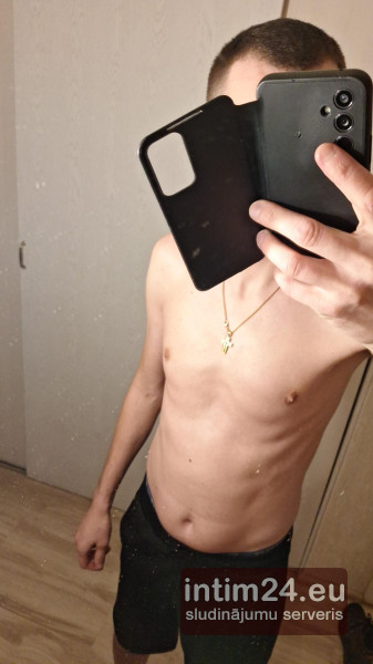 Hi