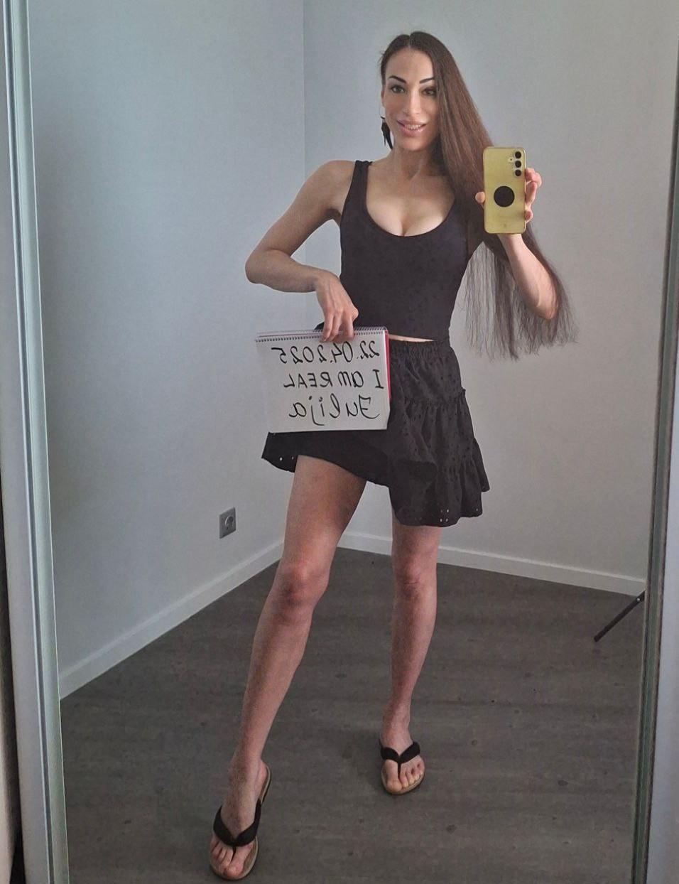 Julia TANTRA