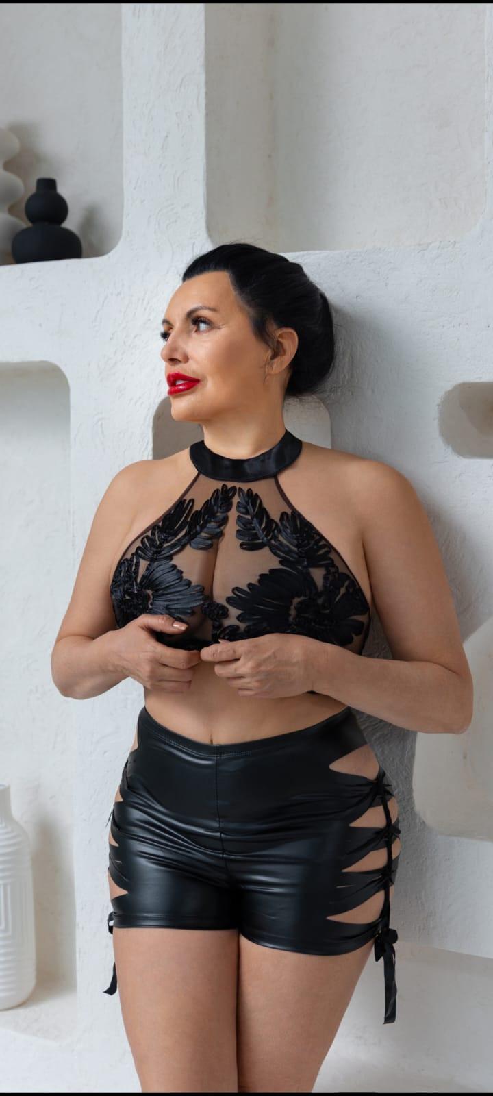 Волшебница